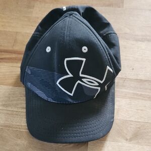 Under Armour Kids' Black and Gray Hat